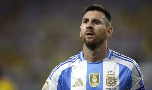 Leo Messi affonda il colpo su Raphinha e il Brasile