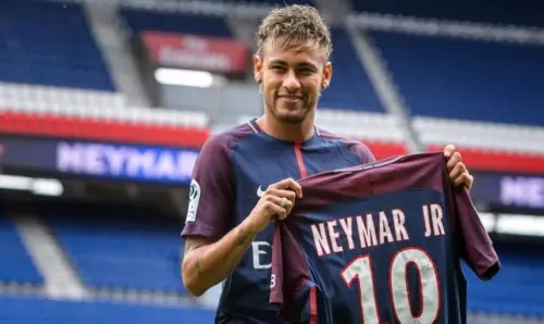 PSG: Nasser Al-Khelaïfi sconvolge l'ex agente di Neymar!