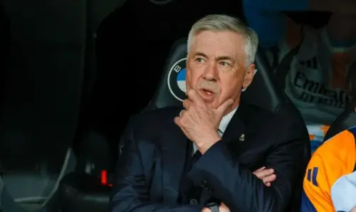 Real Madrid: Carlo Ancelotti risponde chiaramente alle polemiche sull'arbitraggio