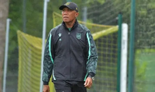 Nantes: Antoine Kombouaré critica duramente i suoi giocatori dopo la sconfitta con il Havre