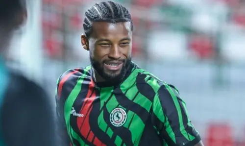 Georginio Wijnaldum si diverte in Arabia Saudita!