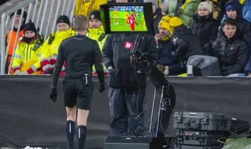 Arbitro sospeso dopo essere stato sorpreso su un sito di scommesse sportive!