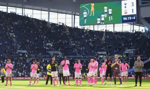 Solo dieci punti, retrocessione ad aprile: il crollo storico del Southampton in Premier League