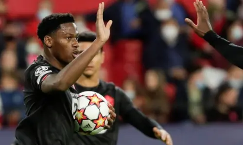 La Juventus punta a rovinare i piani del Napoli per Jonathan David